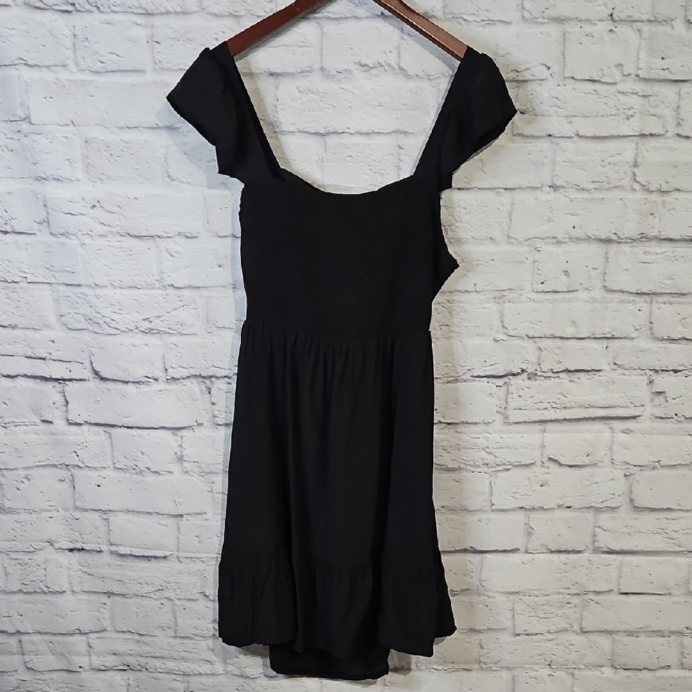 Elegant Black Ruffle Mini Dress Bow Tie Back
